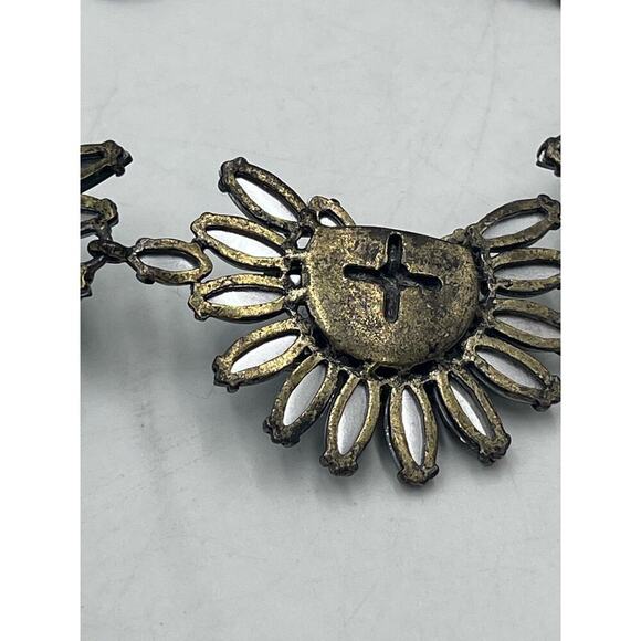 J. Crew Silver Tone Shades of Green Rhinestones Chain Clustered Necklace - Picture 12 of 16